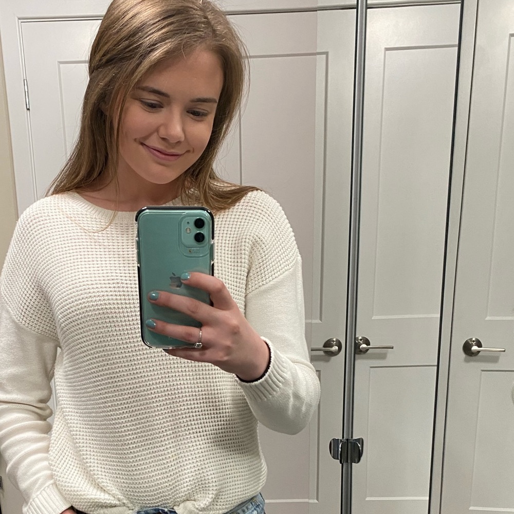 Meet your Posher, Becca